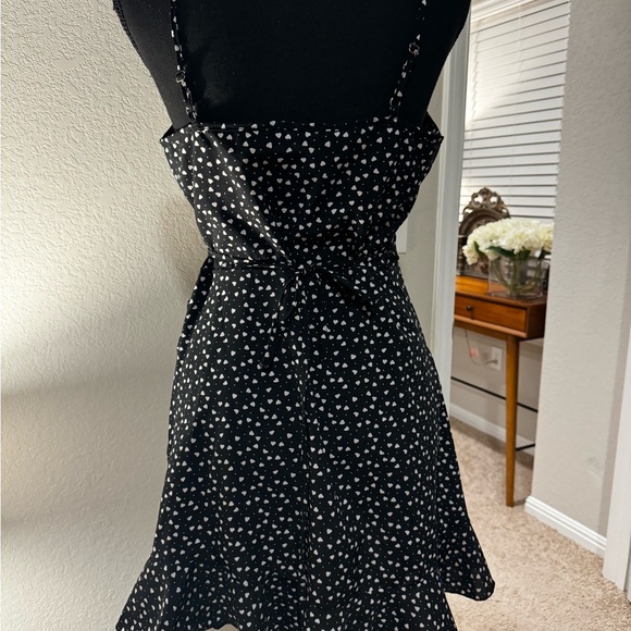 ❣️3 for 25🛍️ Beautiful ruffle, coquette style black dress with hearts - Picture 3 of 6